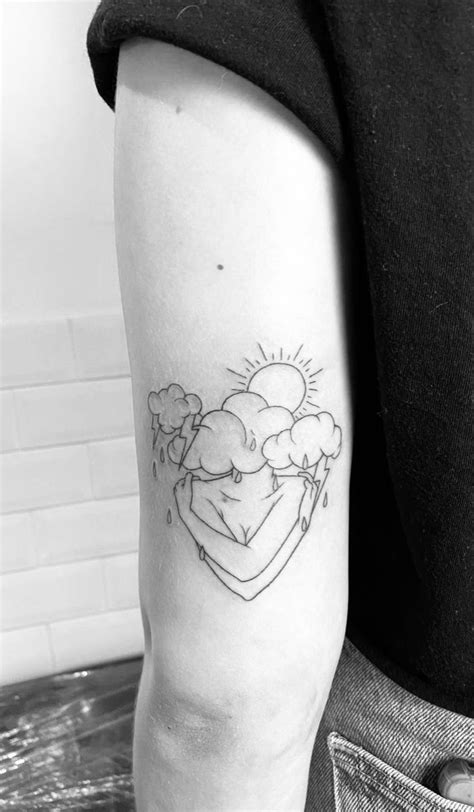 Head in the Clouds Tattoo | Cloud tattoo, Tattoos, Ma tattoo