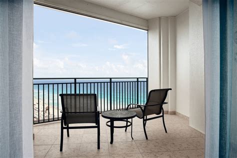 Cancun Suite Resorts with Infinity Pool | JW Marriott Cancun Resort & Spa