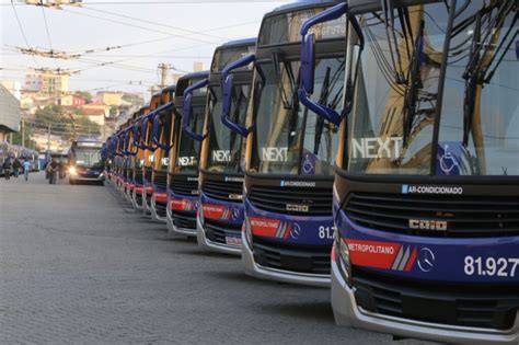 Projeto que concede gratuidade no transporte público para idosos a