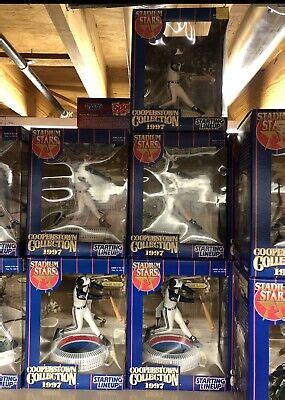 1997 STARTING LINEUP STADIUM STARS COOPERSTOWN COLLECTION HANK AARON