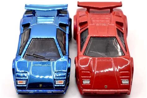 82 LAMBORGHINI COUNTACH LP 500 SのレビューRLC sELECTIONs版 青い雄牛カウンタック HGW25 Hot Wheels 情報まとめ