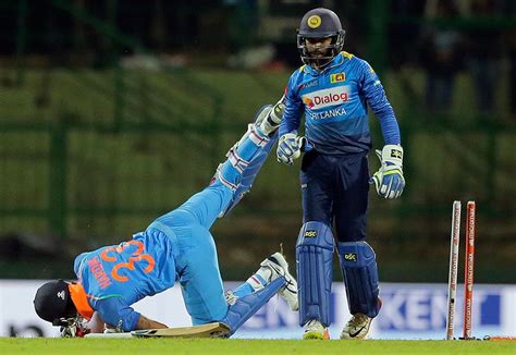 Hardik Pandya dives to avoid being run-out | ESPNcricinfo.com