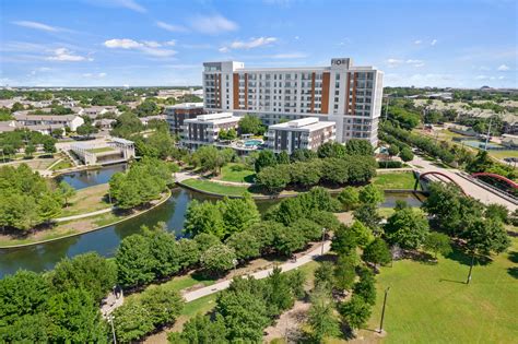 Fiori on Vitruvian Park Penthouses and Apartments in Addison TX