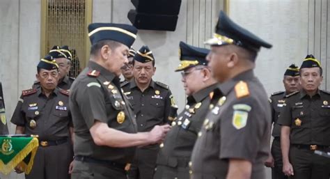 Pelantikan Kepala Kejaksaan Tinggi Dki Jakarta Dan Bali Jaksa Agung St