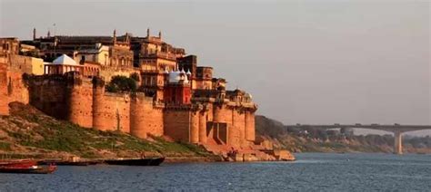 Ramnagar Fort Varanasi - History, Timing, Fort Museum, Attractions