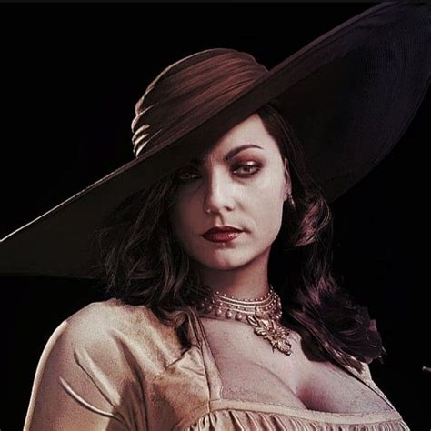 Foto Para Perfil Da Lady Alcina Dimitrescu Resident Evil Village