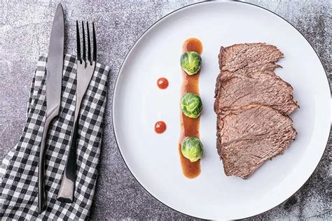 Geschmorte Rinderschulter Das Rezept von GÜNSTIG KOCHEN