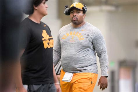 Jerry Mack Accepts Nfl Assistant Role Leaves Tennessee Football