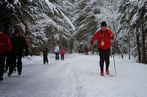 Fern Glen Inn - Seasons and Reasons: Arrowhead Park Ice Skating Trail