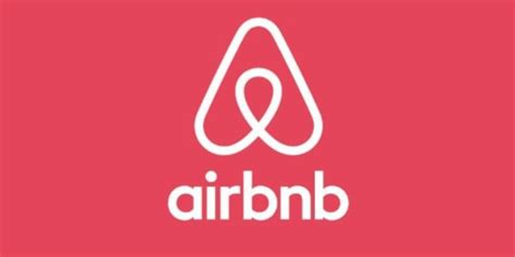 Mulher Aluga Casa Do Airbnb E Acha Absurdo Próximo Ao Chuveiro