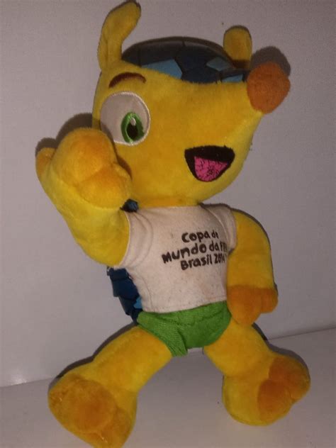 Mascote de Pelúcia Original Pelúcia Copa Do Mundo Usado 77363539 enjoei