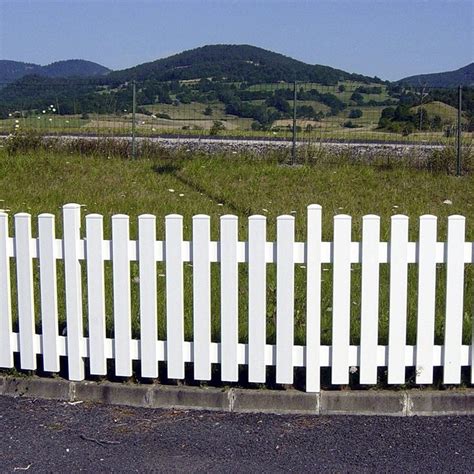 Prime White Vinyl Picket Fence PVC Decorative Garden Fence China