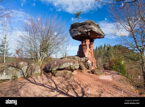 Teufelstisch Pfalz Fotos Und Bildmaterial In Hoher Aufl Sung Alamy