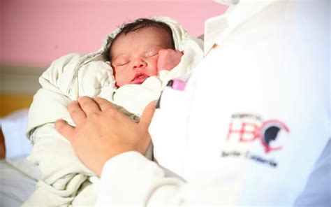 Una Niña Se Convierte En El Primer Bebé Del 2021 En El Hospital Bertha Calderón