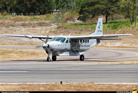 FAH 019 Fuerza Aerea HondureÃa Cessna 208B Grand Caravan