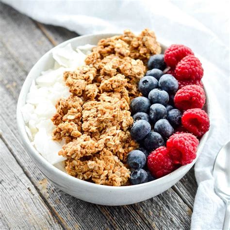 This Healthy Peanut Butter Granola Is The Perfect Make Ahead Breakfast