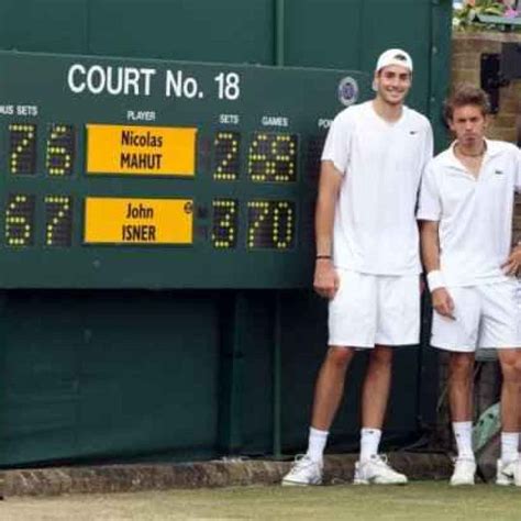 A Wimbledon Si Fa La Storia L Incontro Di Tennis Di Ore E Minuti