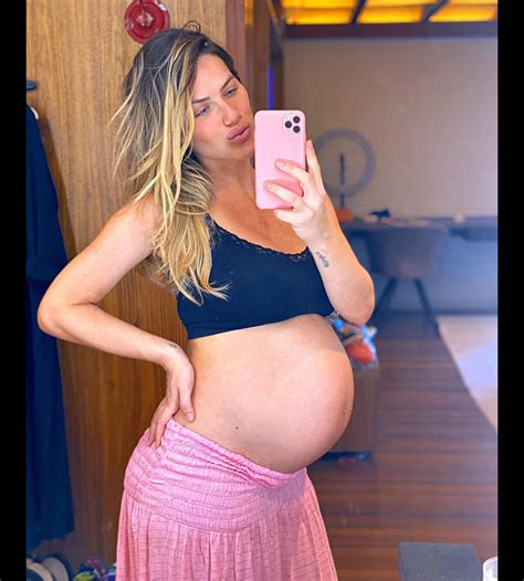 Foto Giovanna Ewbank já deixou a maternidade Bruno Gagliasso