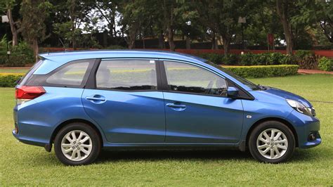 Honda Mobilio 2014 S Petrol Price Mileage Reviews Specification