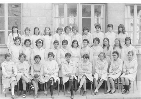 Photo de classe 6 ème de 1963 Lycée De Jeunes Filles Copains d avant