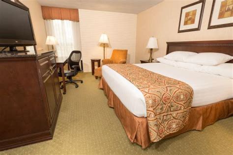 Drury Inn & Suites Nashville Airport $135 ($̶1̶5̶5̶) - UPDATED 2018 ...