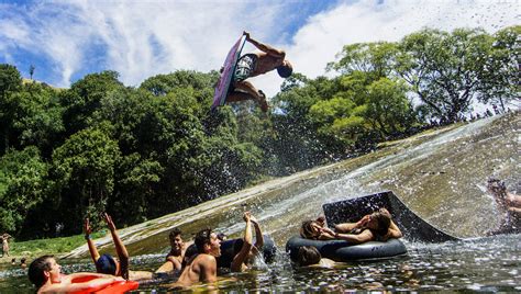 Largest Natural Waterslide: Rere Rock Slide, New Zealand