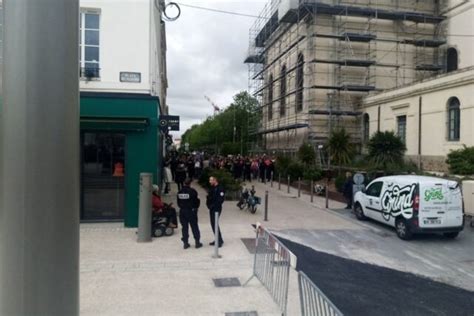 La Roche sur Yon la place Jacques Chirac inaugurée sous les