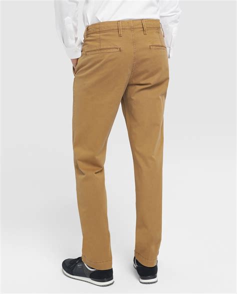 Chino de hombre Gap slim marrón GAP El Corte Inglés