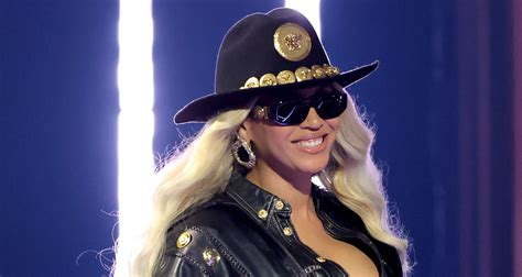 Beyoncé Drops Texas Hold Em Pony Up Remix Read the New Lyrics