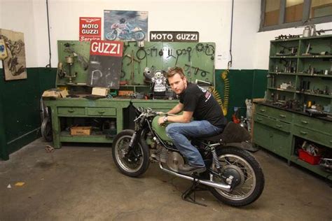 Ewan Mcgregor Loves Moto Guzzi Obi Wan Mondo Moto