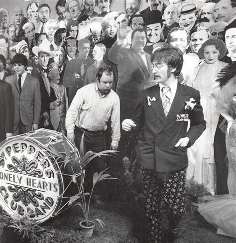 Rare Behind the Scenes Photos of The Beatles During Their Photo Shoot ...