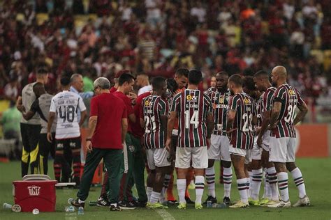 Veja Algumas Imagens Do Atletas Do Flu Em Campo No Ltimo S Bado