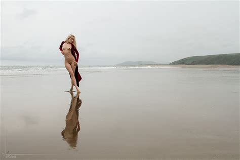 Environmental Art Nude Nude Art Photography Curated By Photographer