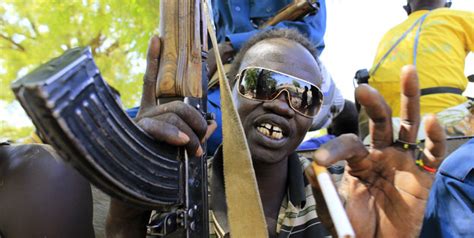 Bürgerkrieg im Südsudan Leichengeruch in der Polizeiwache taz de