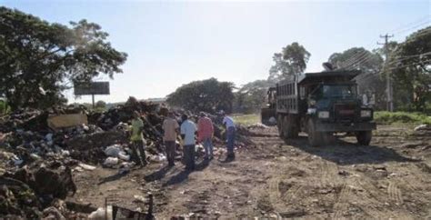 Al Menos Metros C Bicos De Basura Recogidos En Tres D As En