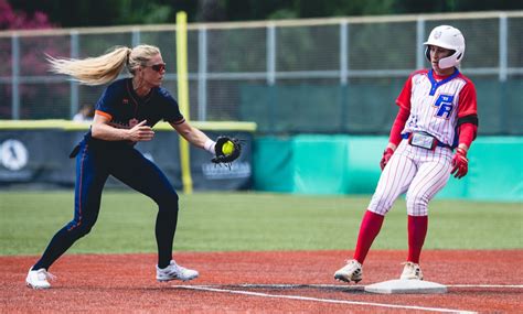 Puerto Rico Score Six Unanswered Runs To Beat Netherlands Secure Their