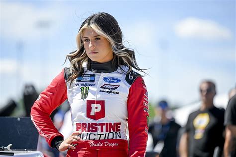 Hailie Deegan To Make Nascar Xfinity Debut At Las Vegas