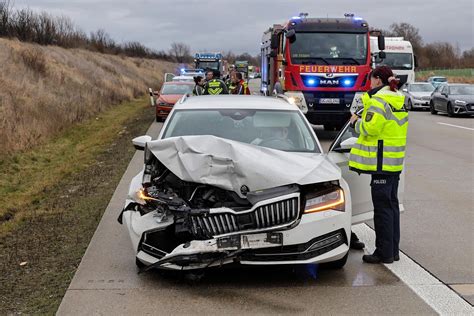 Unfall Auf Der A Bei Glauchau Polizei Nennt Grund F R Den Zusammensto