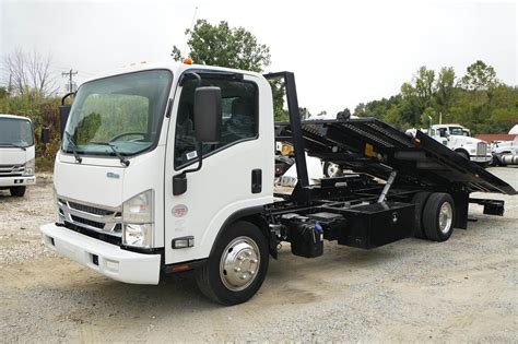 2022 Isuzu Nrr Single Axle Rollback Tow Truck 210hp 6 Speed Automatic For Sale 64 955 Miles