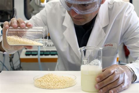 Primer bioplástico a partir de residuos de la industria quesera