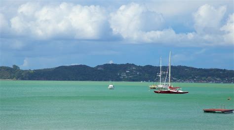 Paihia Beach in Northland - Tours and Activities | Expedia