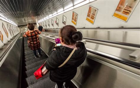 Roma Metro A Chiusa Due Ore Tra Manzoni E Battistini Per Infiltrazioni