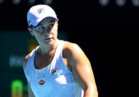 Ashleigh Barty Surpasses Simona Halep in an Unbelievable File - USTechReport