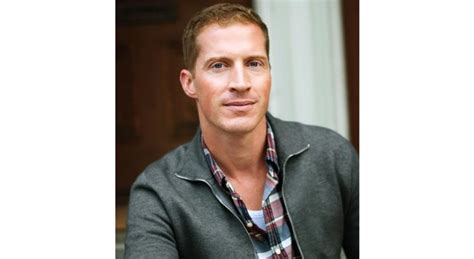 Il Pulitzer Per La Narrativa A Andrew Sean Greer In Less Un