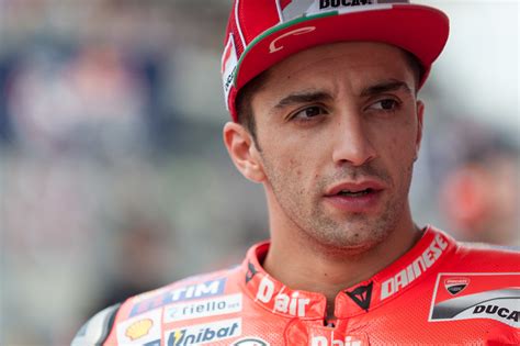 Andrea Iannone Signs with ECSTAR Suzuki in MotoGP