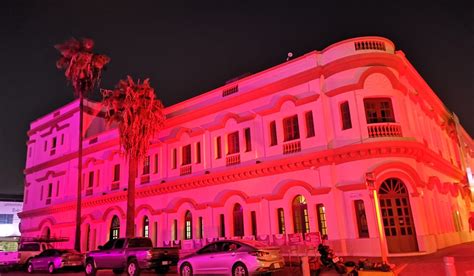 Se Ilumina De Rojo Carmes El Cie En Los Mochis En Conmemoraci N Del