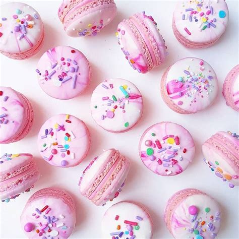 Macarons Macaron Cookies Cute Desserts Macaroon Recipes