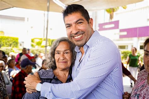 Entrega Gobierno De Ensenada Despensas Para Adultos Mayores