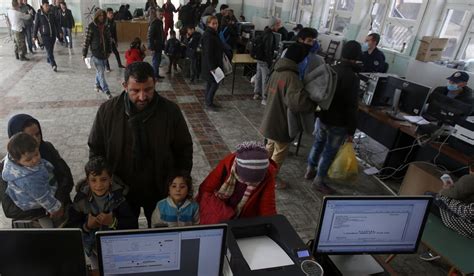 Isis May Have Seized Passport Printing Machine U S Officials Say