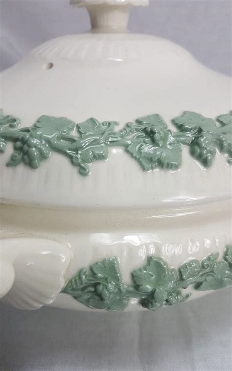 Vintage Wedgwood Queensware Etruria Barlaston Green Over White Covered